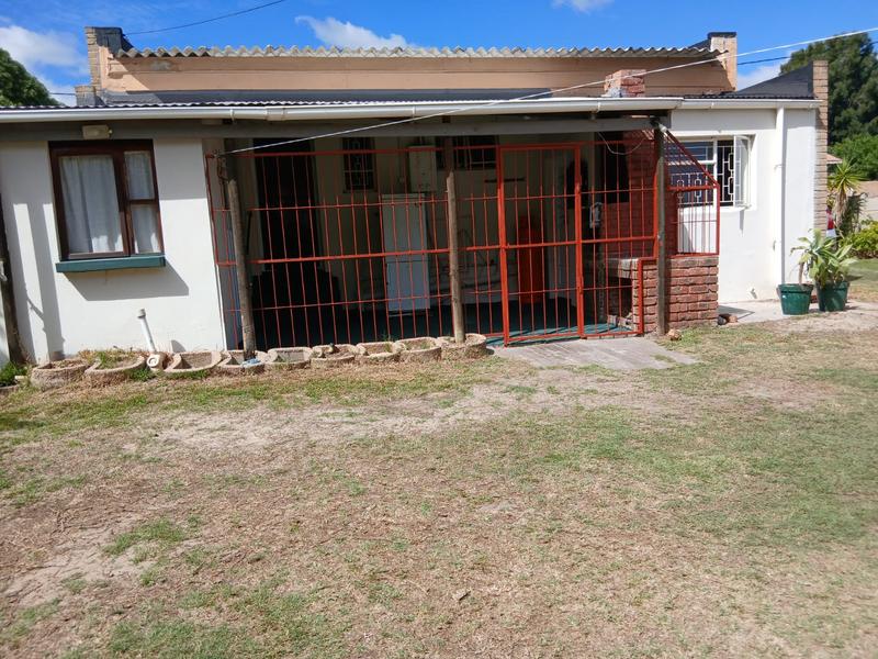 3 Bedroom Property for Sale in Albertinia Western Cape